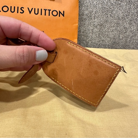 Louis Vuitton Luggage Tag - Picture 6 of 7